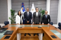Comisión ejecutiva de Burocracia Cero y la Contraloría coordinan esfuerzos para impulsar transformación digital del Estado