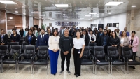 Contraloría formaliza programa de salud integral para sus colaboradores