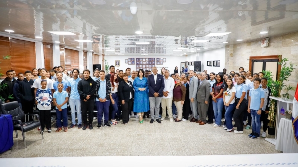 Contraloría destaca la capacidad de ahorro del presidente Abinader para crear empleos